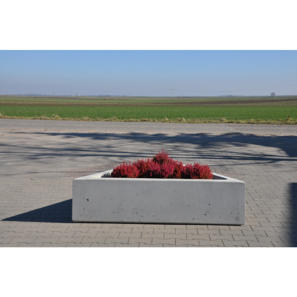 Donica trójkątna z betonu archit.163×42 kod: 297