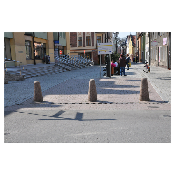 Betonowy słupek parkingowy wys. 80cm Ø 20/35 kod: 303