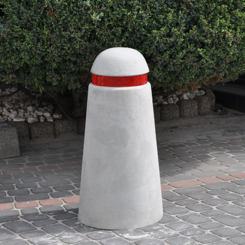 Słupek z betonu archit. wys. 80cm Ø 27/40cm kod: 307A