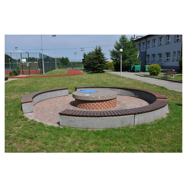 Ławka betonowa łukowa 230×45 wys. 46 kod: 422