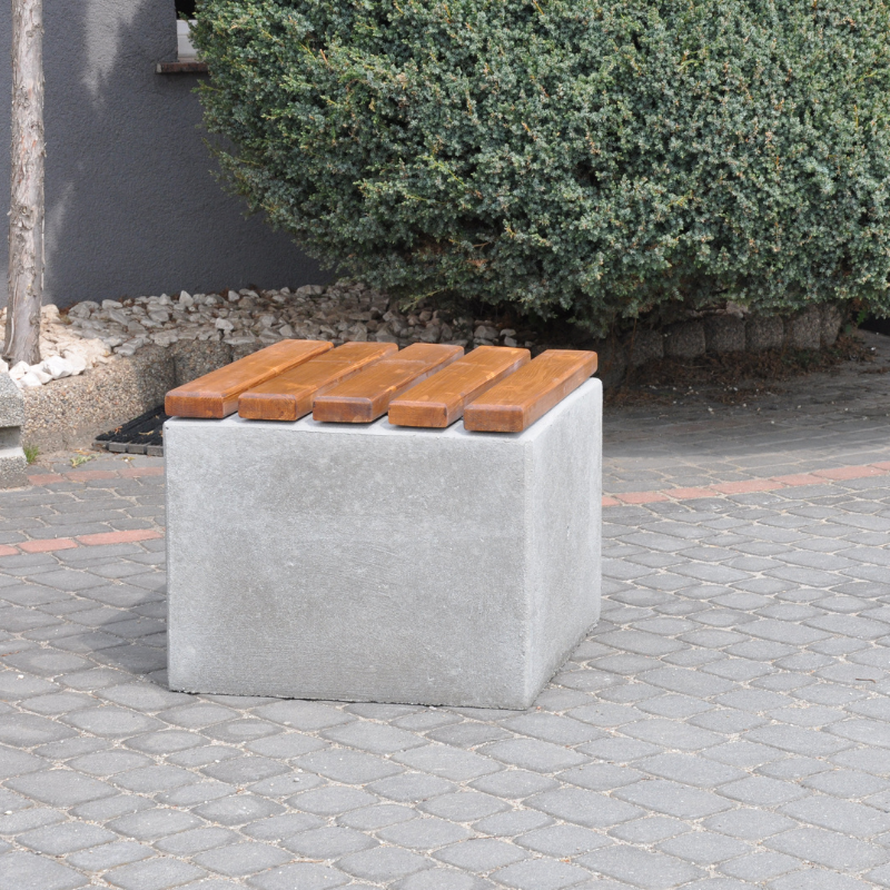 Ławka betonowa 60×60 wys. 50 kod: 483B