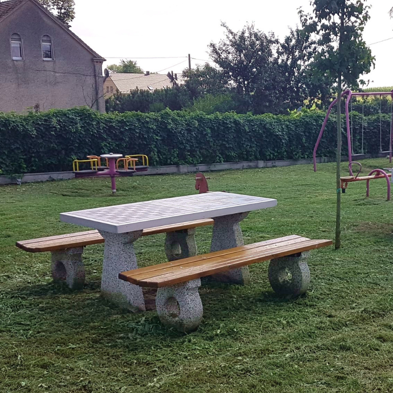 Betonowy stół do gry w szachy/chińczyka kod: 522B