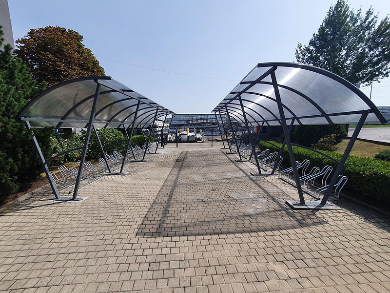 Wiata rowerowa "Świt" tylko zadaszona na 20 rowerów / 840cm