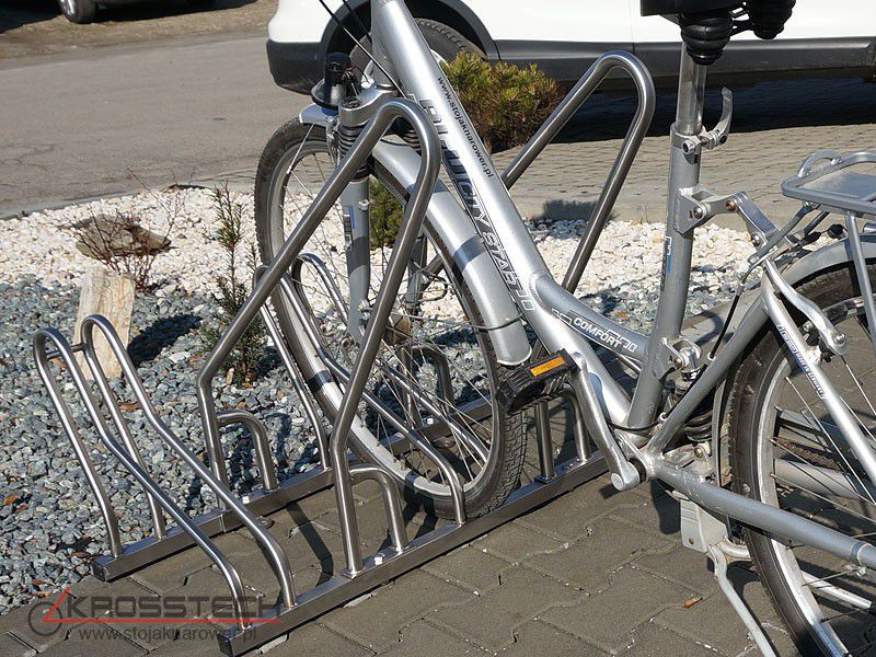 Stojak na rowery CROSS-3 z barierką inox