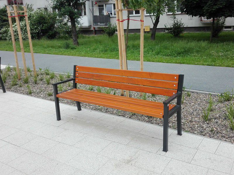 Ławka Trapez z oparciem