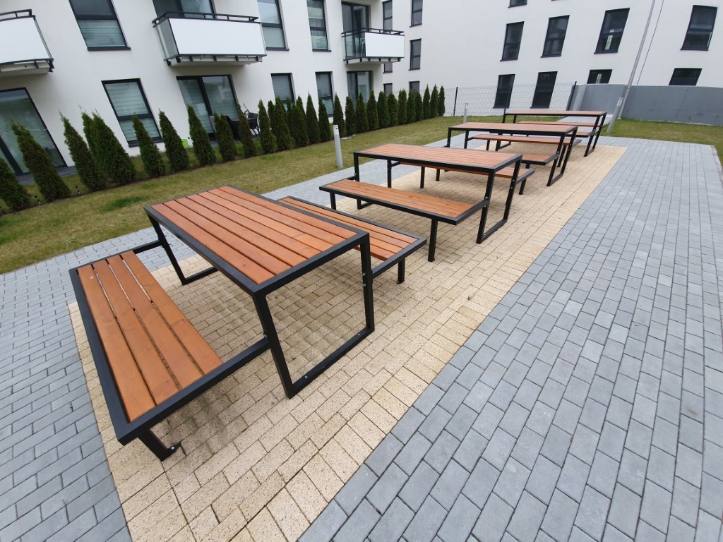 Zestaw mebli ogrodowych (nr 1)