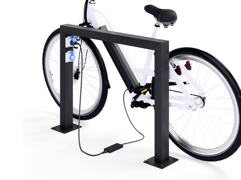 Stojak rowerowy U-1 ze stacją ładowania rowerów elektrycznych
