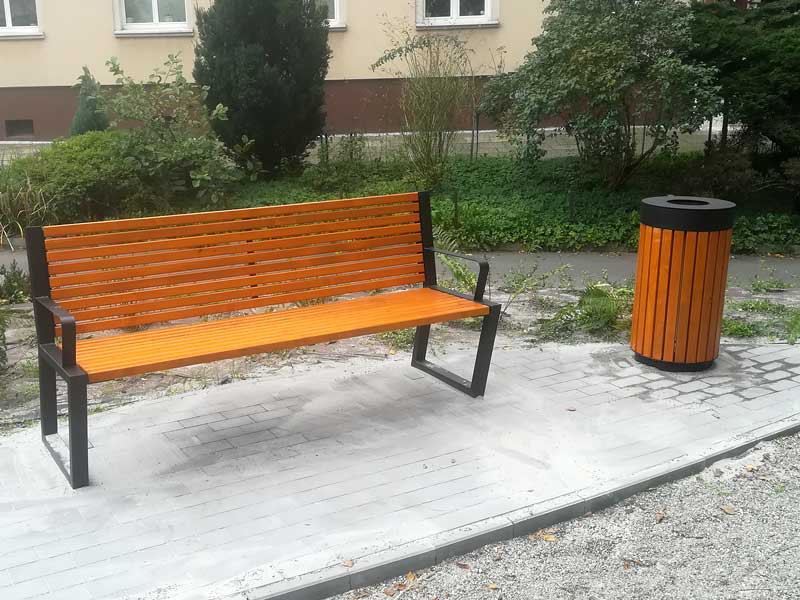 Ławka Semi III z oparciem