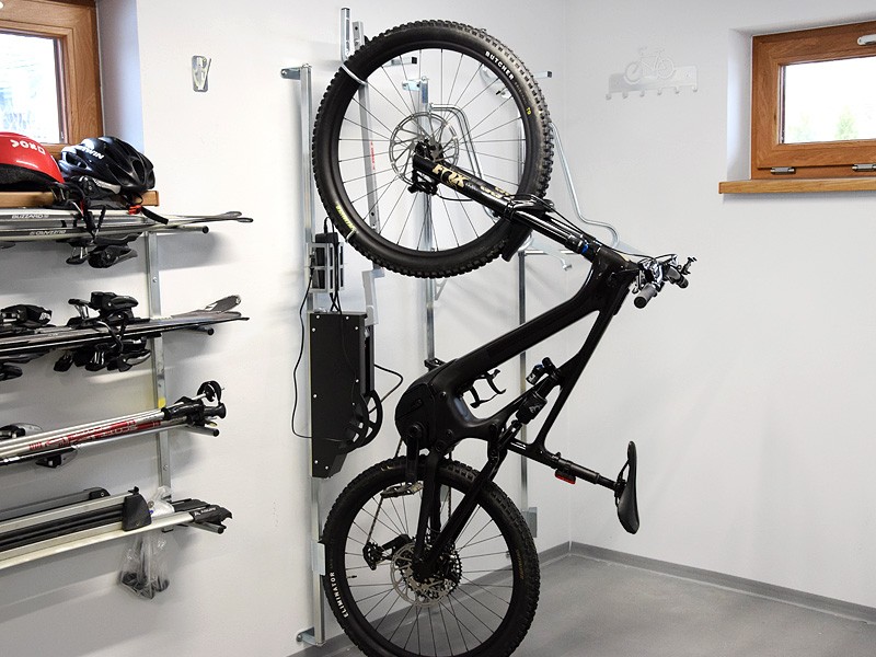 Wieszak na rowery VELO COMFORT PREMIUM ze wspomaganiem (siłownik gazowy 800N)