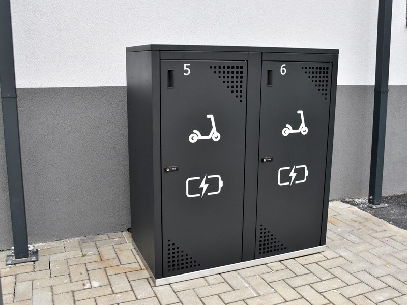 Boks na hulajnogi elektryczne dwustanowiskowy "Krosbox II"