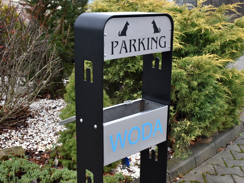 Parking dla psów z poidełkiem i dozownikiem wody