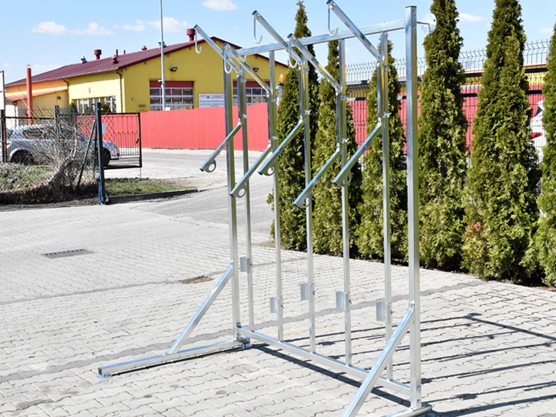 Wieszak na rowery Kaktus-5 premium (5 stanowisk) na konstrukcji