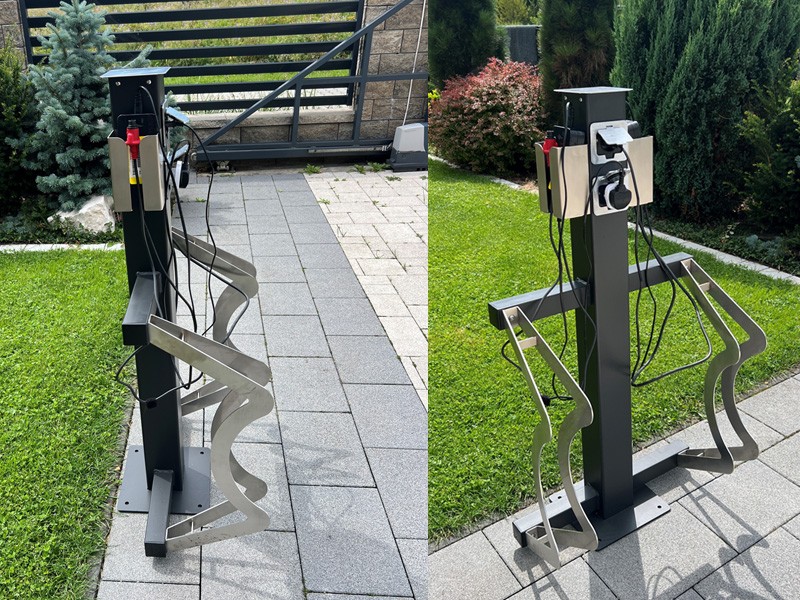 Stojak na 2 rowery "Orion II" ze stacją ładowania rowerów elektrycznych