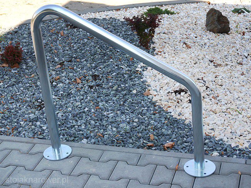 Stojak rowerowy U skośny RAL 9005 ( CZARNY) - outlet