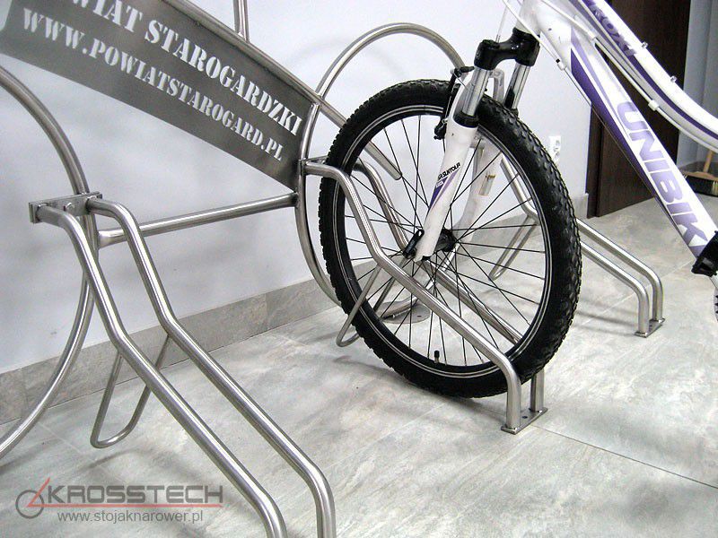 Jasmin 4-Space Bike Rack with Laser-Cut Design – photo 8