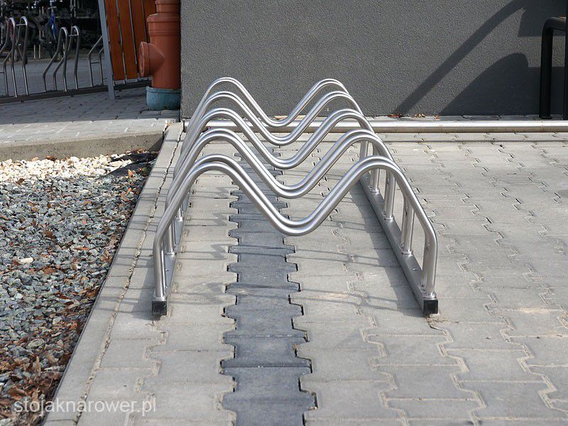 Karl Stainless Steel Bike Rack, 7 Spaces – photo 7
