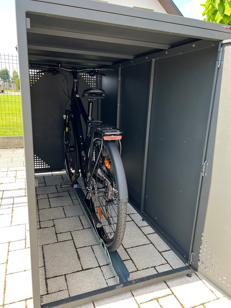 Bronisław bike locker, 1 space – photo 4