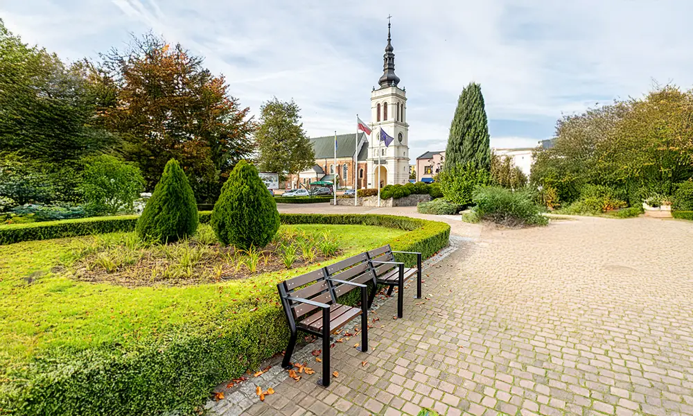 Ławka parkowa Kasper z miejscem na wózek 210 cm – fotografija 5