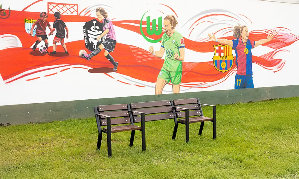 Ławka parkowa Kasper z miejscem na wózek 210 cm – fotografija 7