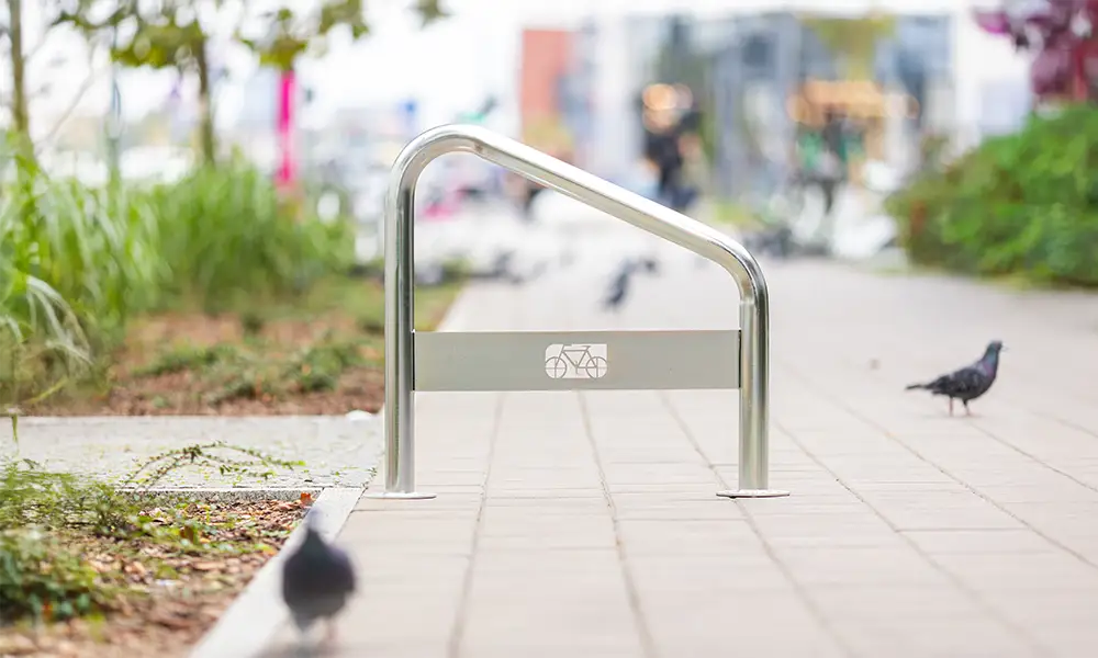 Patrycja angled U-shaped bike rack, 2 spaces