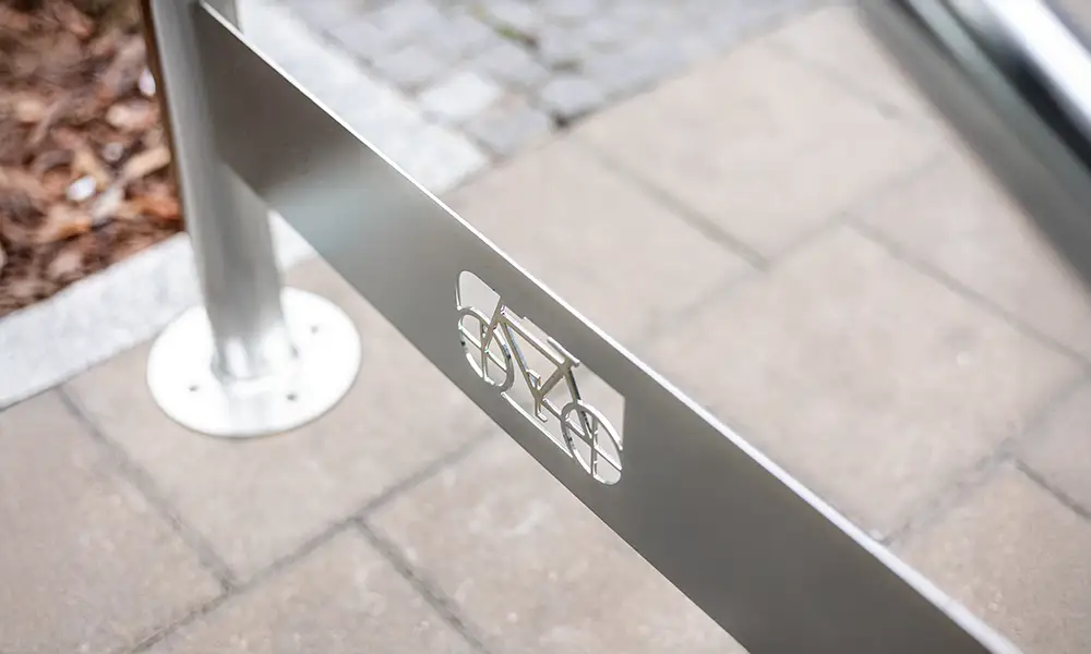 Patrycja angled U-shaped bike rack, 2 spaces – photo 4