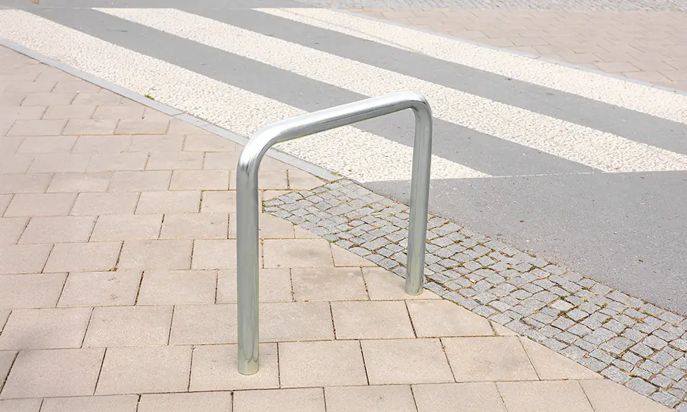 Klaus U-shaped bike rack, 2 spaces – photo 2