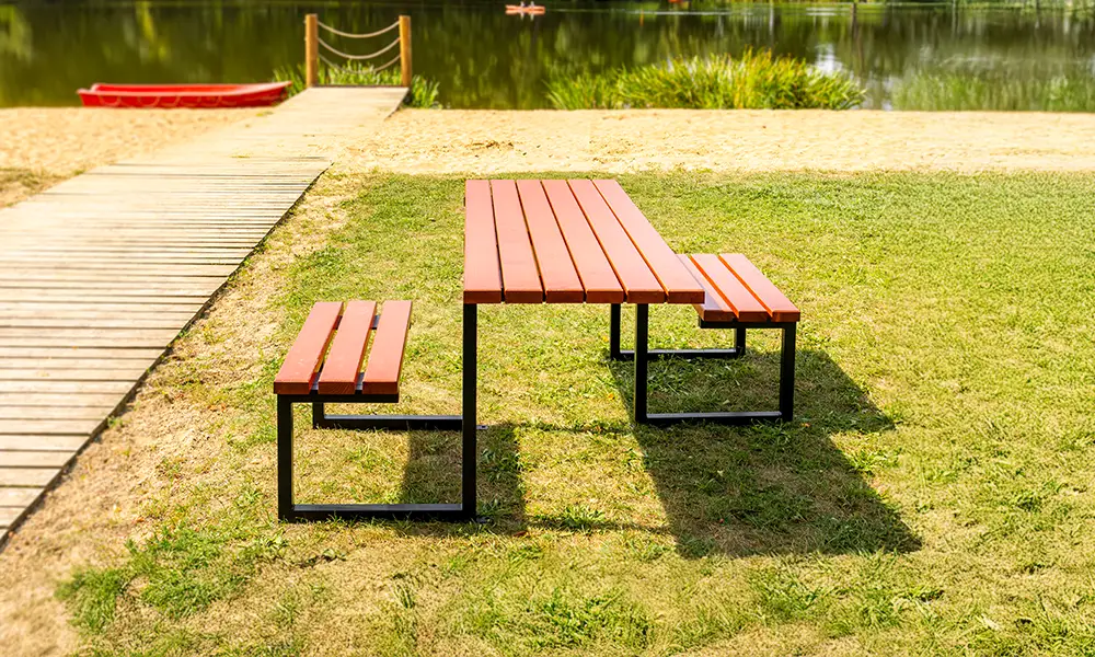 Bogdan urban table 170 x 170 cm