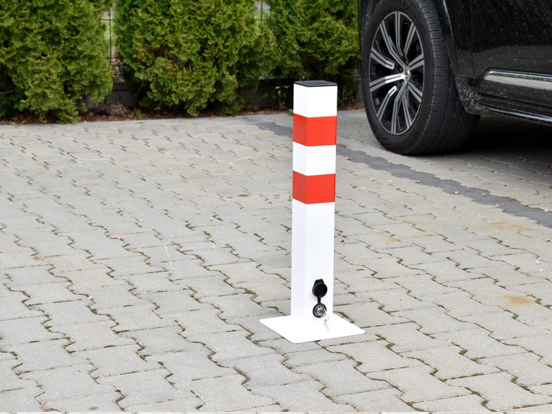 Paolo lockable parking barrier