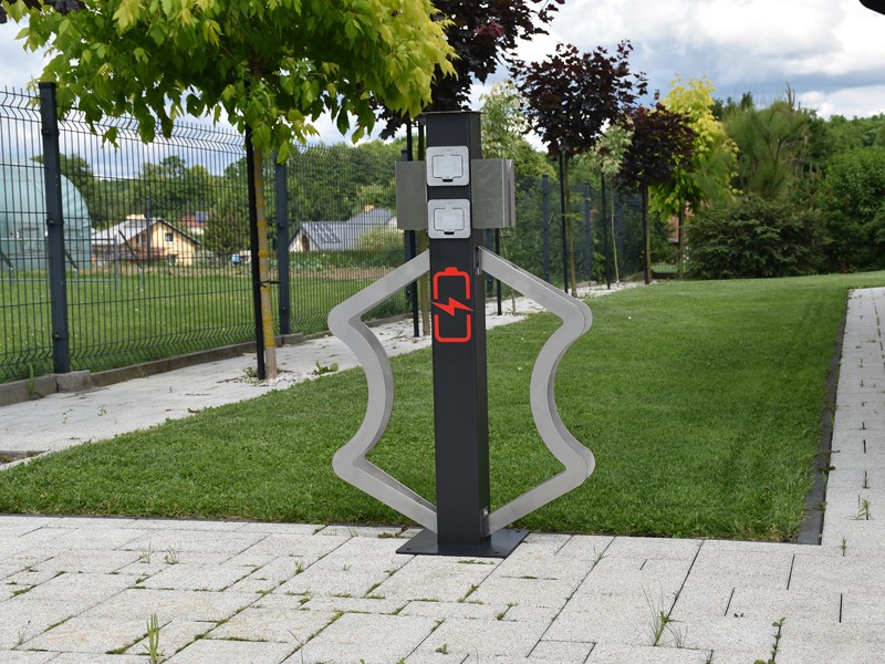 Nicolas 2-Space Bike Rack with Charging Station – photo 4