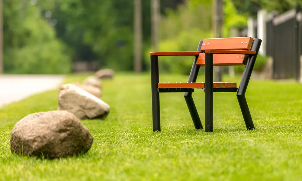 Darina park chair with wooden armrest – photo 3
