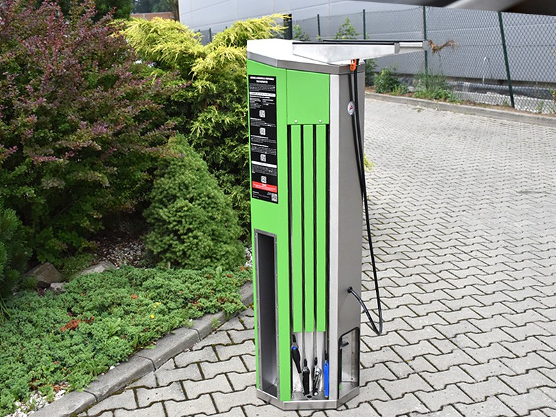 Fahrradreparaturstation Darina mit Fußpumpe und Manometer – Foto 2