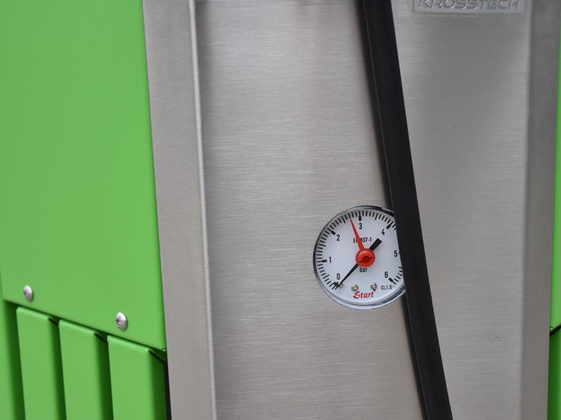 Fahrradreparaturstation Darina mit Fußpumpe und Manometer – Foto 6