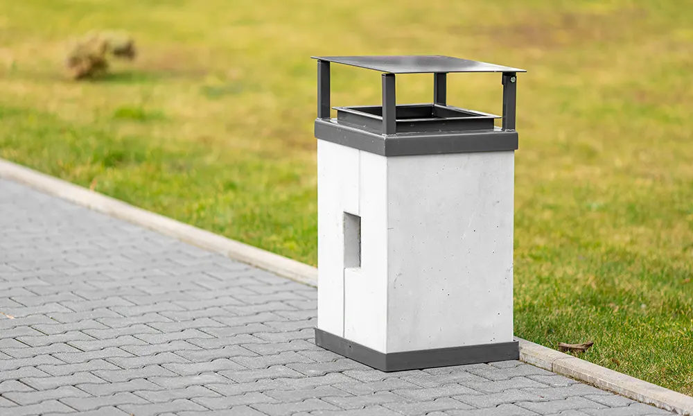 Ellen 40 l Litter Bin with Canopy