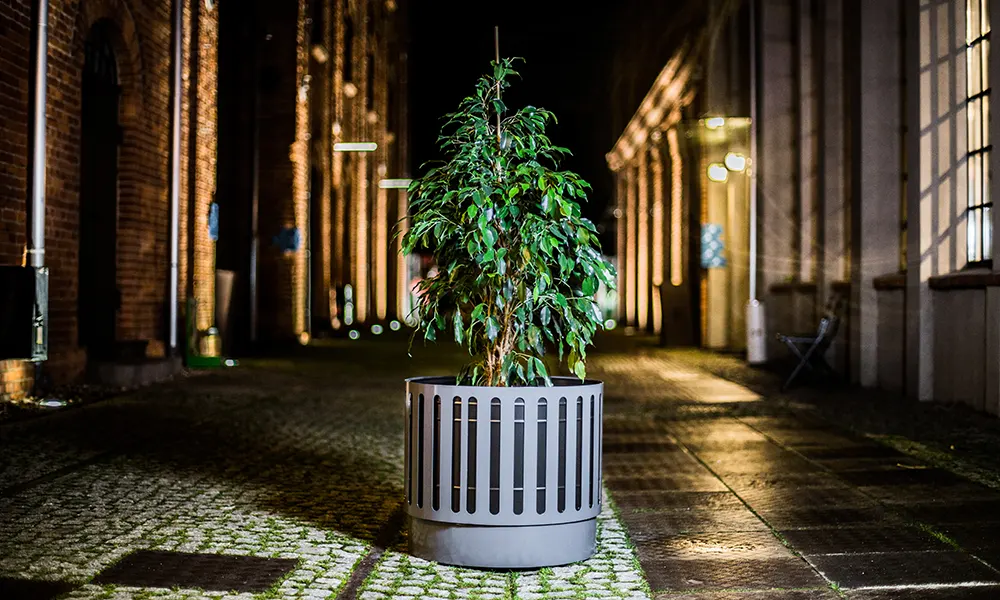 Edmund Urban Planter 80 l