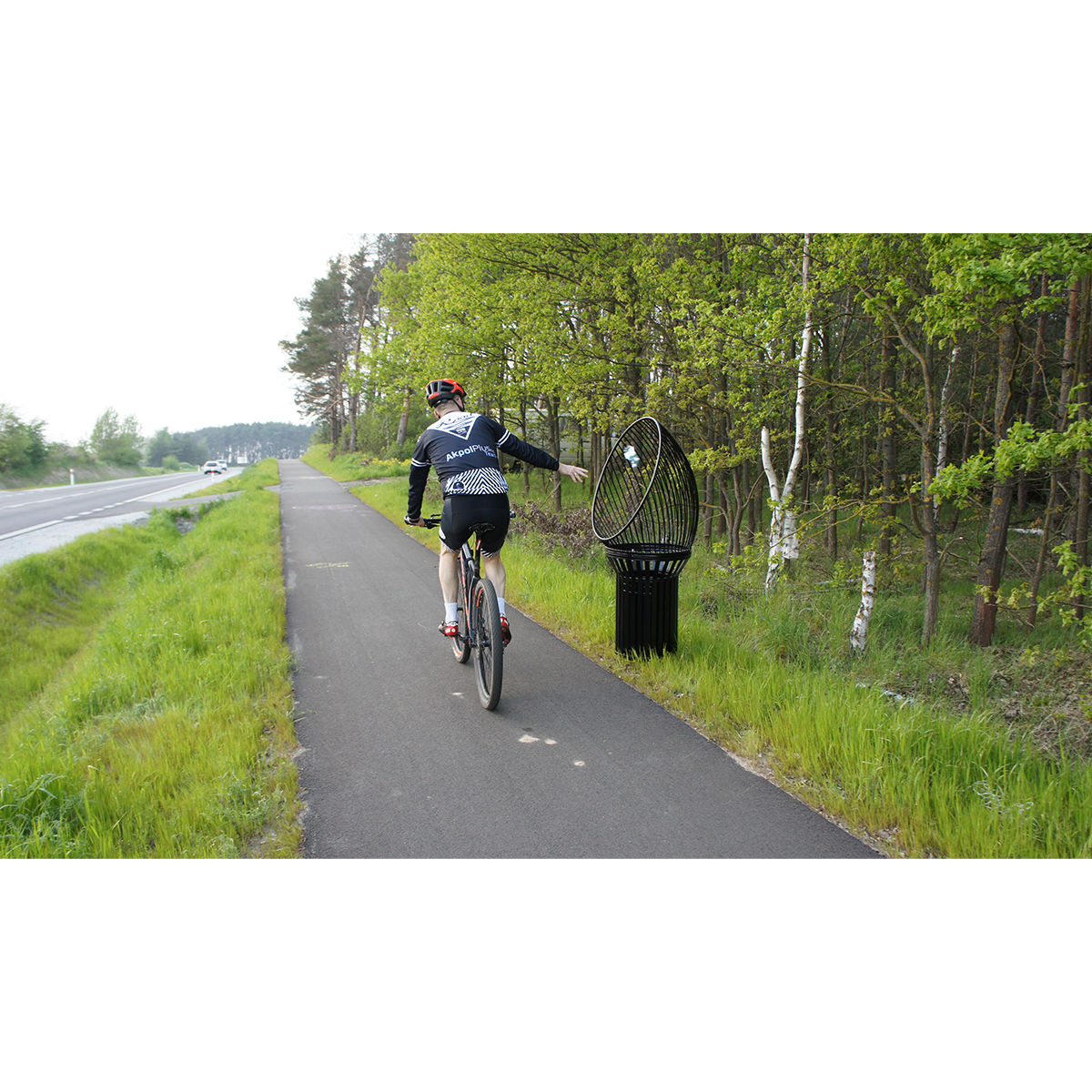 Teodora 60 l or 100 l Cycle Path Litter Bin – photo 5