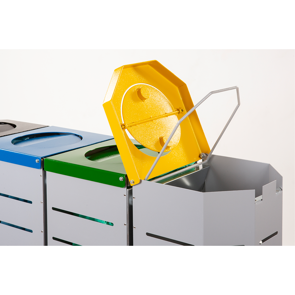 Bronisław Recycling Station, 80 l Modules – photo 6