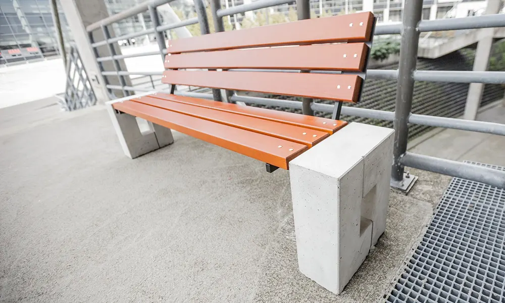 Ellen park bench with backrest