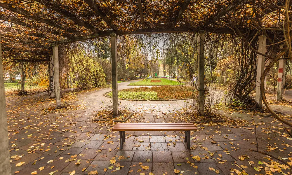 Ławka parkowa Sławek bez oparcia – fotografija 4
