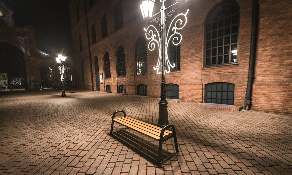 Tim backless park bench – photo 7