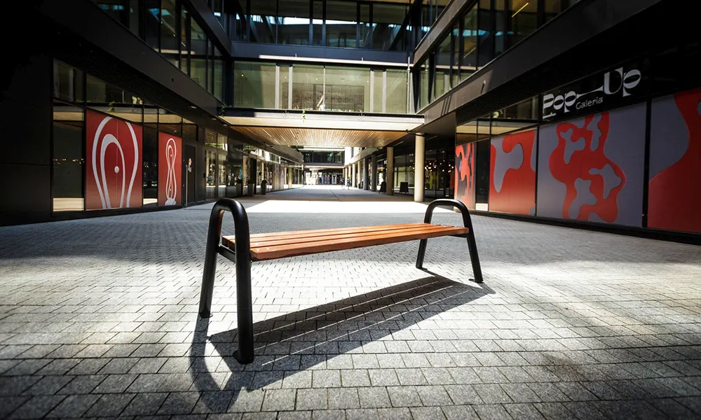 Tim backless park bench – photo 8