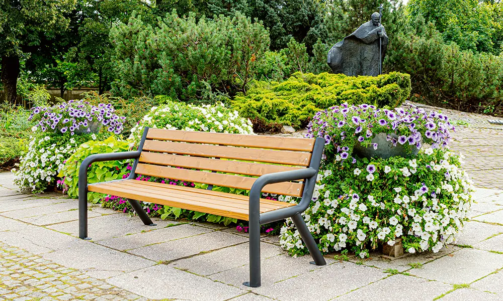 Eliana park bench version 2 – photo 16