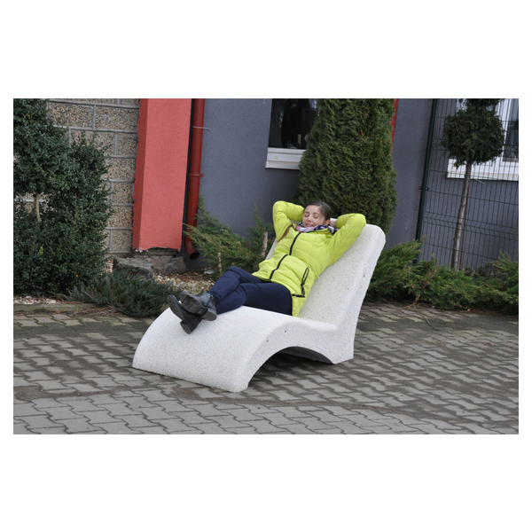 Bronisław concrete lounger – photo 4