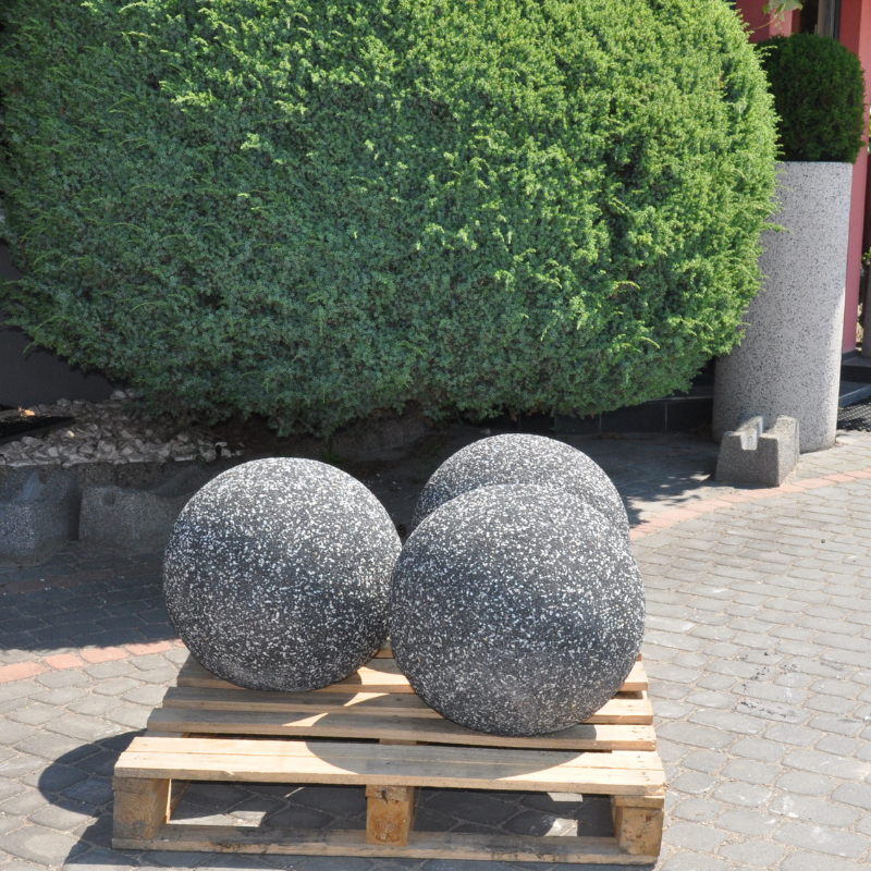 Betonová koule Vincent Ø 50 cm – fotografie 5